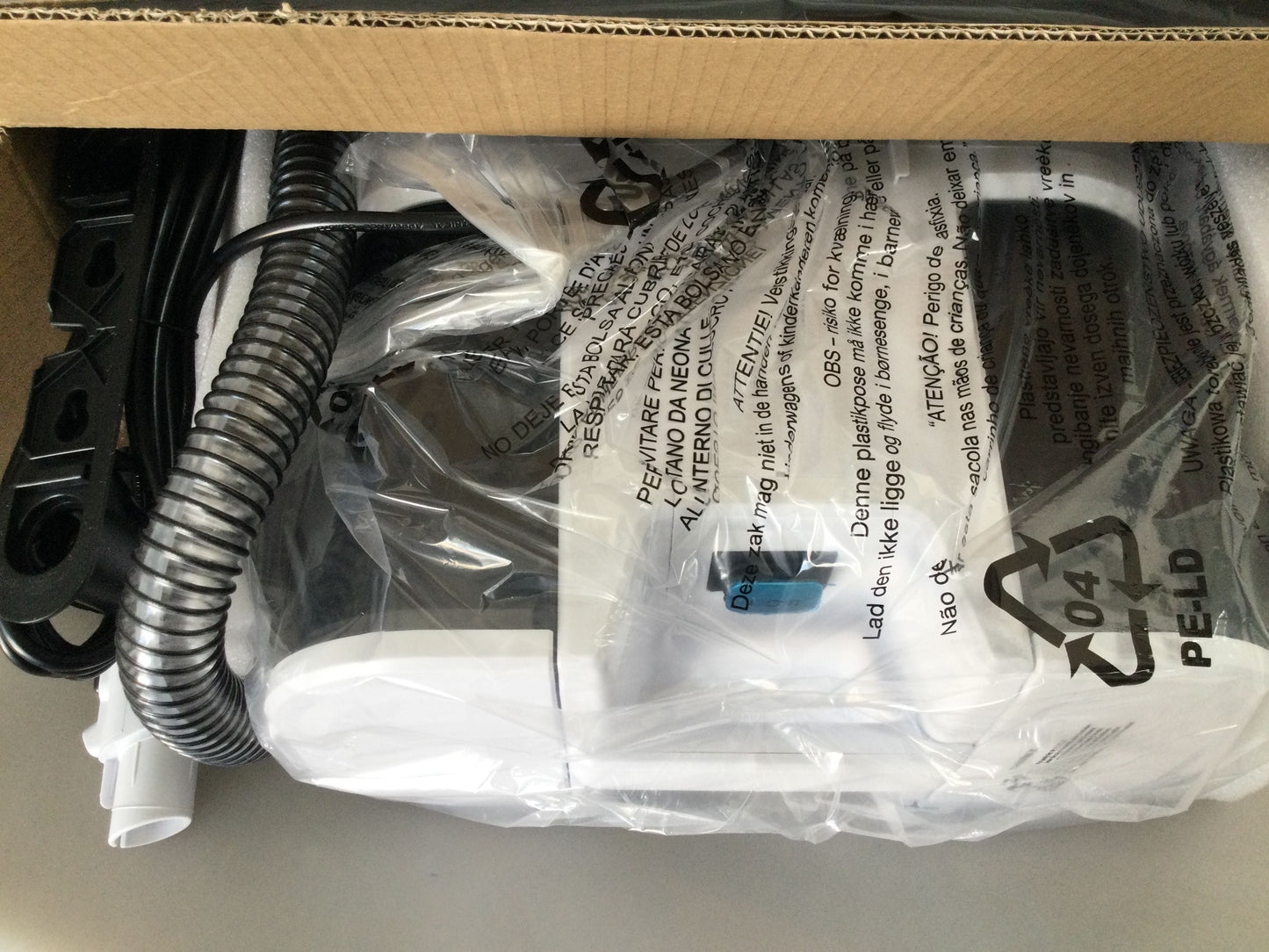 Lubluelu V8-B Portable Upholstery and Spot Cleaner